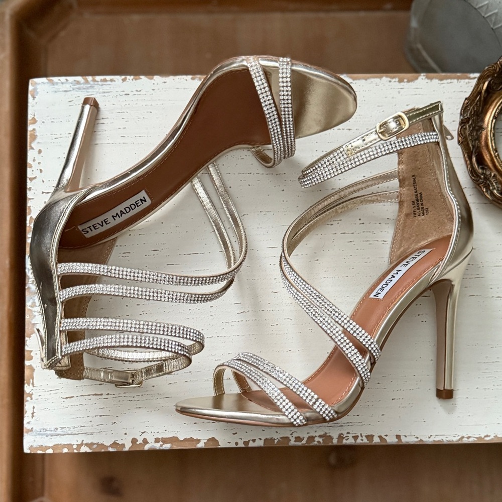Steven Madden Fiffi Embellished Heels - Picture 4 of 11